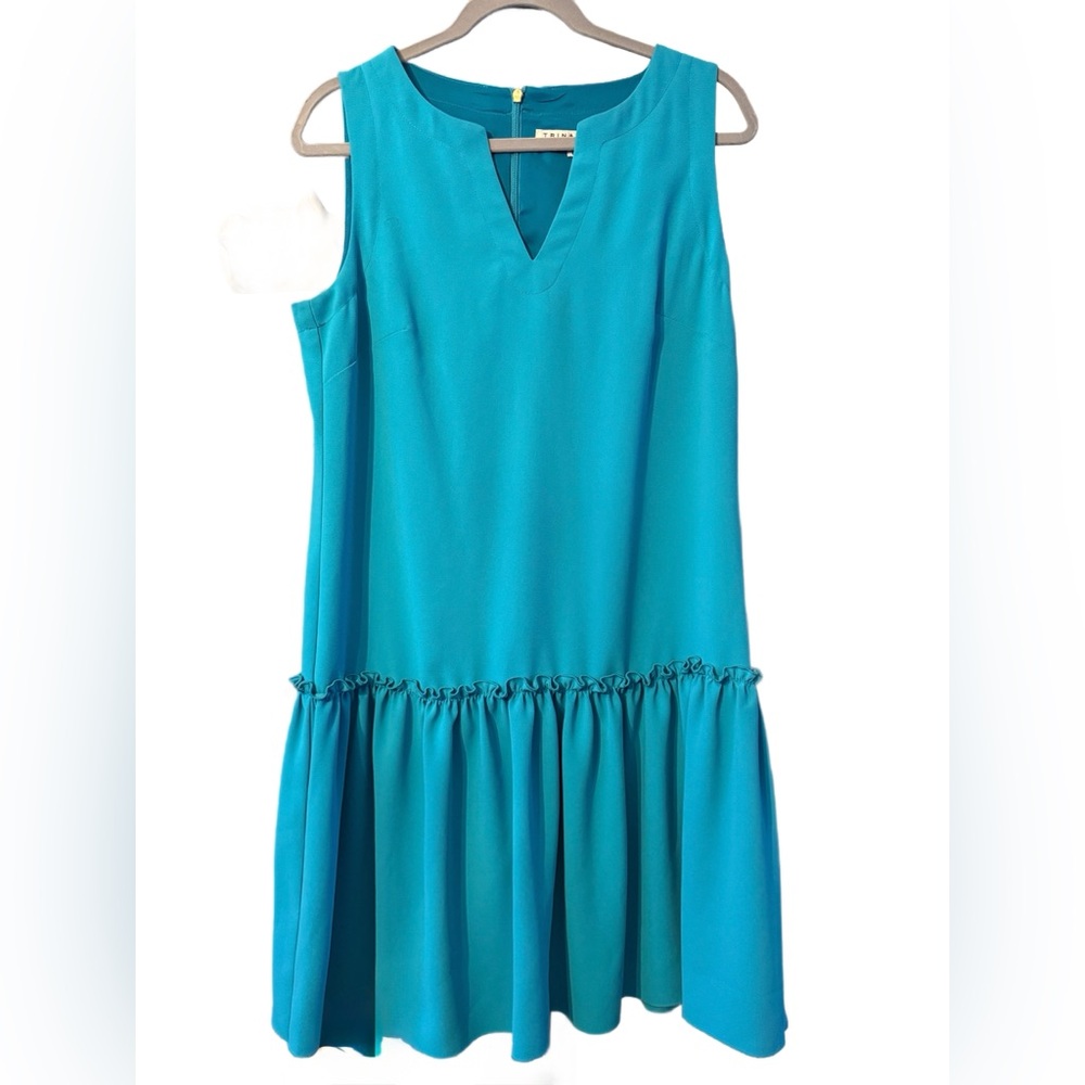 Trina Turk Yarrow sleeveless drop waist flounce dress turquoise crepe Sz 8 EUC